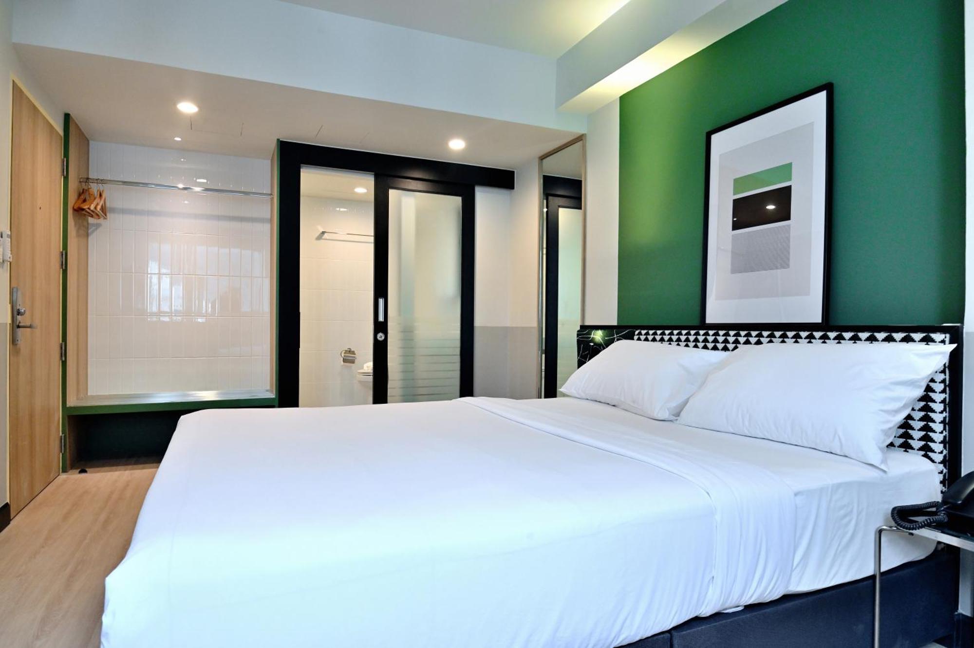 Anya Nana At Sukhumvit Bangkok Hotel Exterior photo
